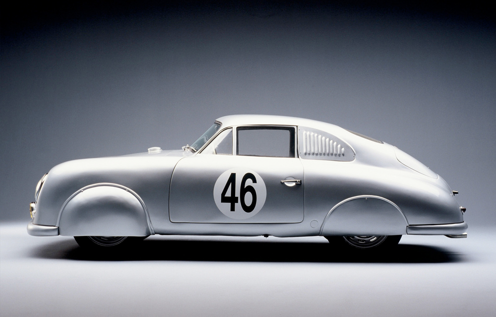 Porsche 356 aluminum car Ferry Porsche developed the first Roadster 