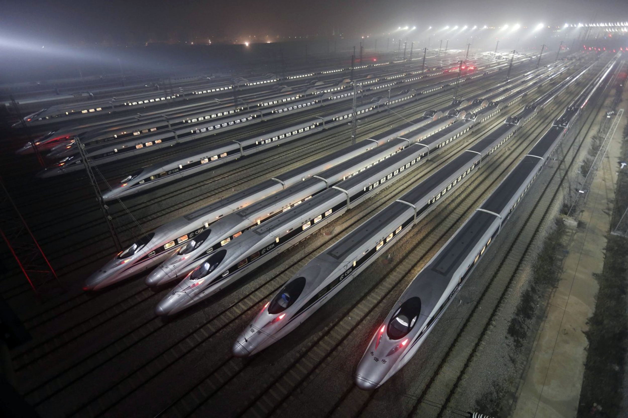 World's longest highspeed rail on beijingguangzhou bullet train